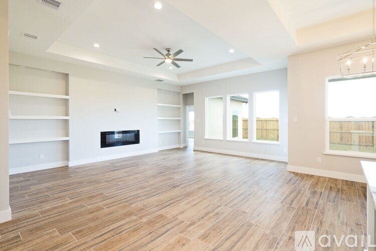 8002 Snake River Drive 4 Beds Single Family Home for Rent - Photo gallery 3