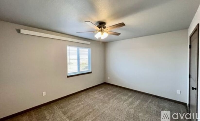 470 Constitution Blvd 1 Apartment for Rent - Photo gallery 5