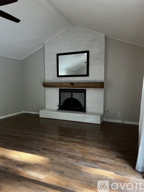 415 Valley Oaks Drive 3 Beds Single Family Home for Rent - Photo gallery 2