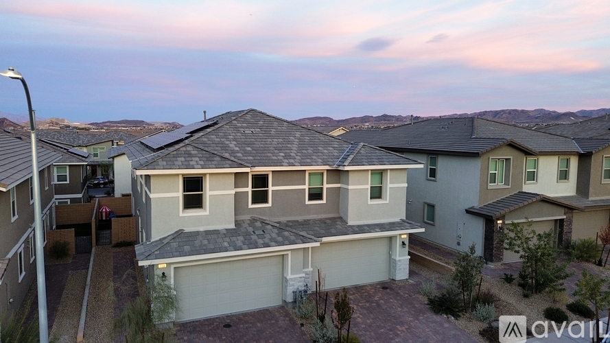 770 Aurora Vale Place 3 Beds Townhouse for Rent - Photo gallery 1