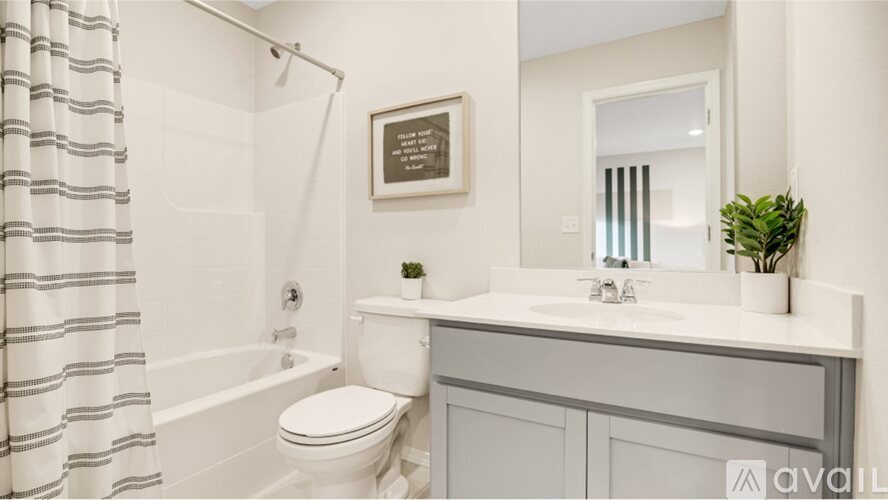 4330 SE Woodford Ct 4 Beds Single Family Home for Rent - Photo gallery 4