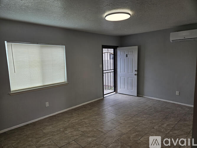 408 Texas Street Northeast 1 Apartment for Rent - Photo gallery 2