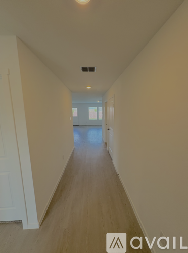 15020 Reyes Rd 3 Beds Single Family Home for Rent - Photo gallery 4