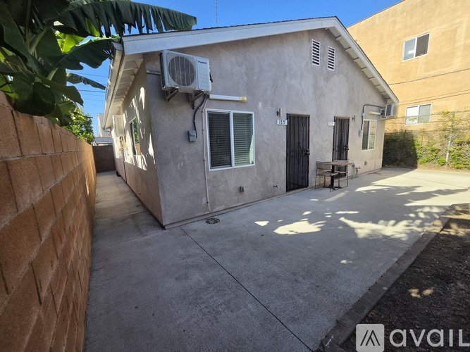 1715 West 64th Street 2 Beds Apartment for Rent - Photo gallery 1