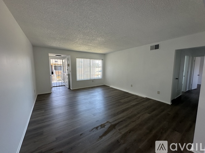 142 Delano Street 2 Beds Apartment for Rent - Photo gallery 3