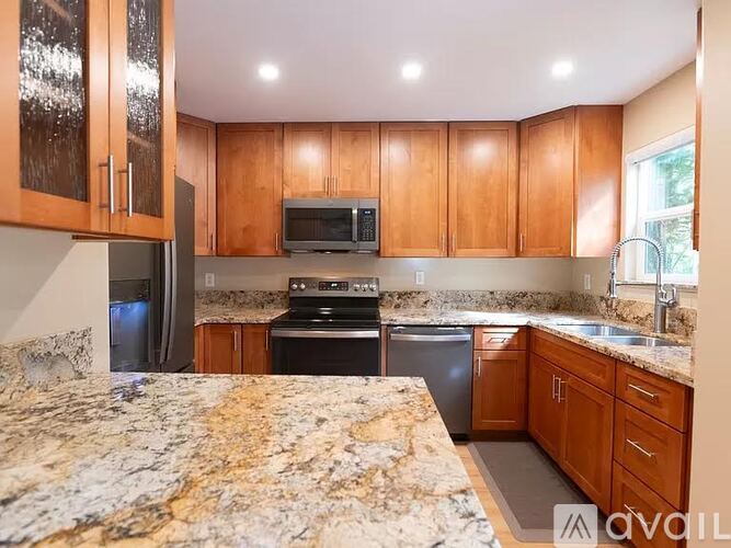 70 Halili Lane 3 Beds Condo for Rent - Photo gallery 4