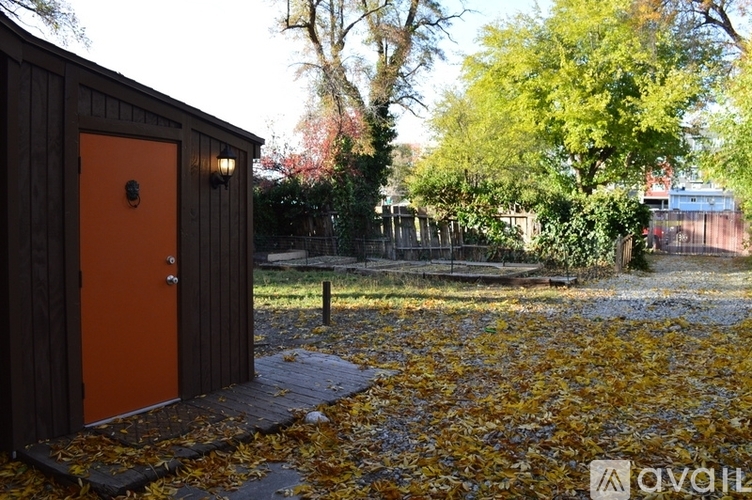 151 Fremont Ave W Studio Single Family Home for Rent - Photo gallery 4