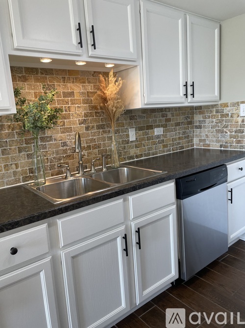 16414 Brementowne Road 2 Beds Townhouse for Rent - Photo gallery 2