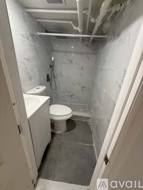 100 Cottage Avenue Studio Single Family Home for Rent - Photo gallery 5