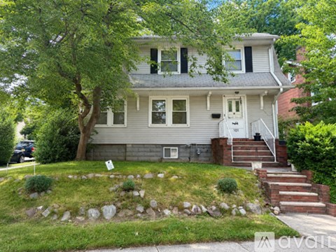 101 Warwick Street 4 Beds Apartment for Rent