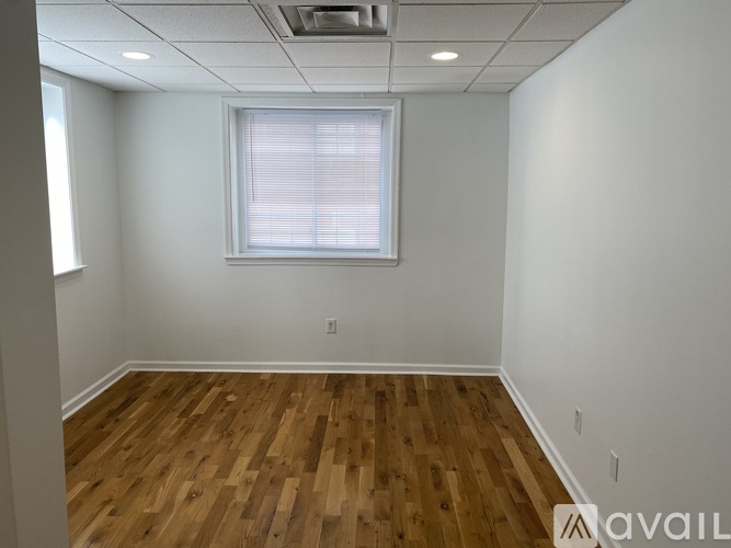 700 Court St 2 Beds Apartment for Rent - Photo gallery 1