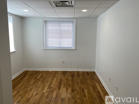 700 Court St 2 Beds Apartment for Rent