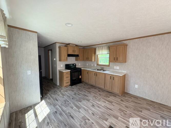 156 Shenango Park Road 3 Beds Apartment for Rent - Photo gallery 2