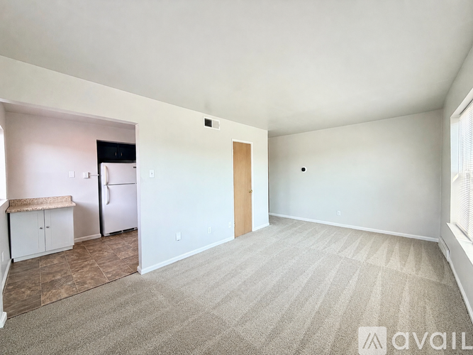 4141 Germania Ave 1 Apartment for Rent - Photo gallery 3