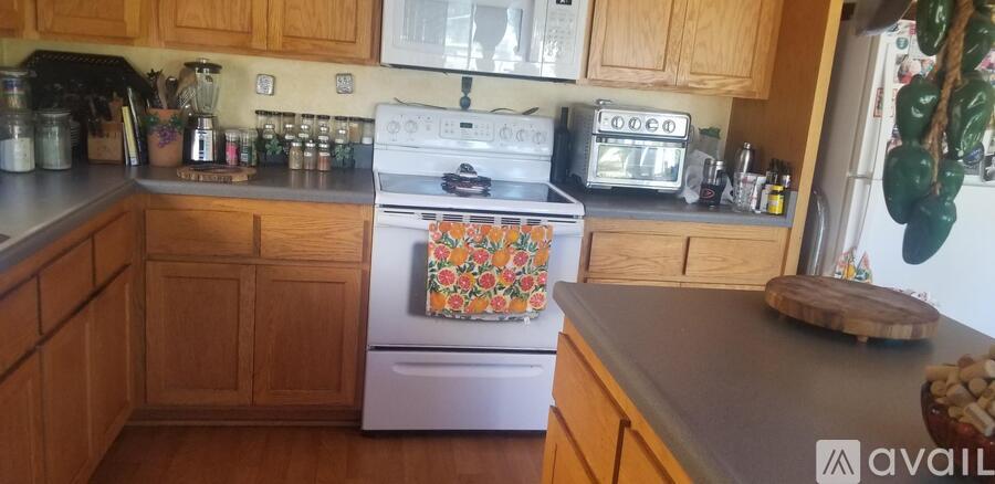 1505 E Van Bibber Ave 3 Beds Single Family Home for Rent - Photo gallery 5