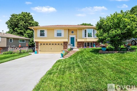 15342 Monroe Street 3 Beds Apartment for Rent