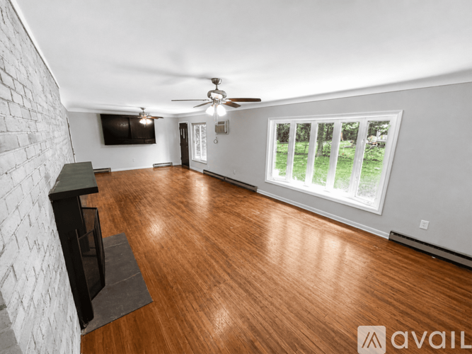 4477 E Centerville Rd 4 Beds Single Family Home for Rent - Photo gallery 5