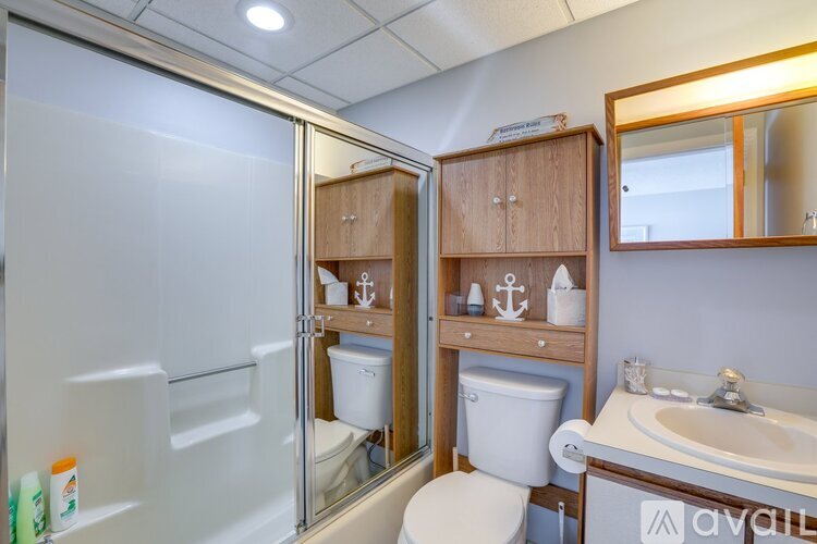 1919 Bay Boulevard 2 Beds Condo for Rent - Photo gallery 1