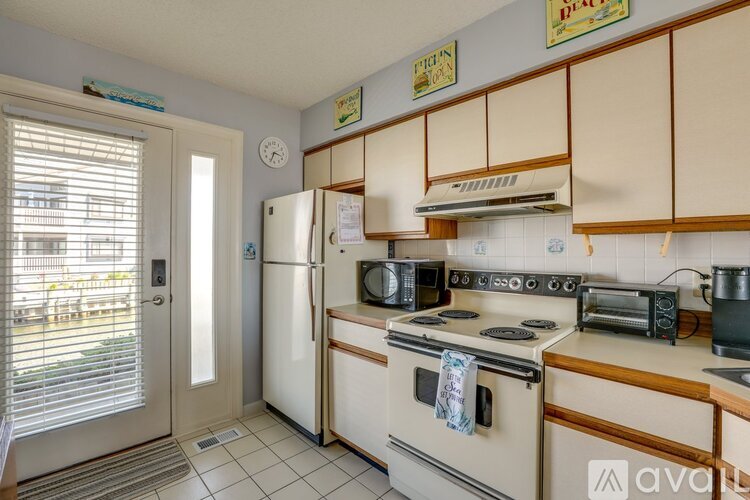 1919 Bay Boulevard 2 Beds Condo for Rent - Photo gallery 5