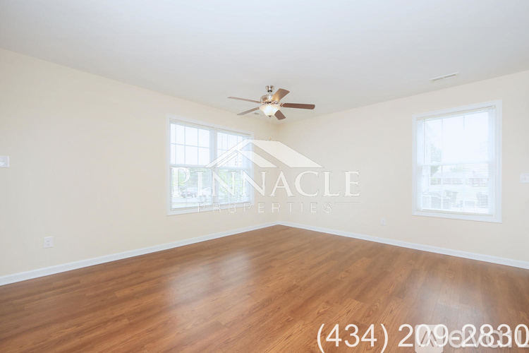 2313 Acorn St 3 Beds Townhouse for Rent - Photo gallery 5