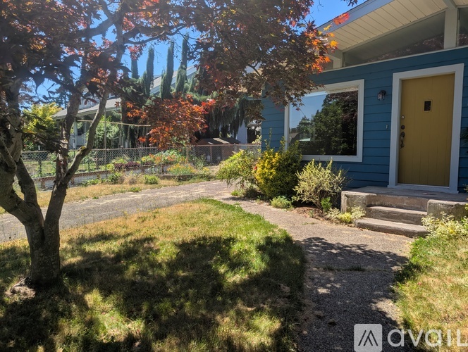 12655 Southeast 26th Avenue 3 Beds Single Family Home for Rent - Photo gallery 2