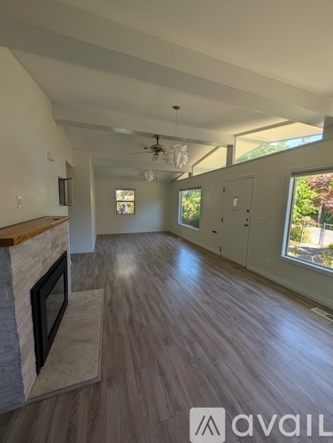 12655 Southeast 26th Avenue 3 Beds Single Family Home for Rent - Photo gallery 4