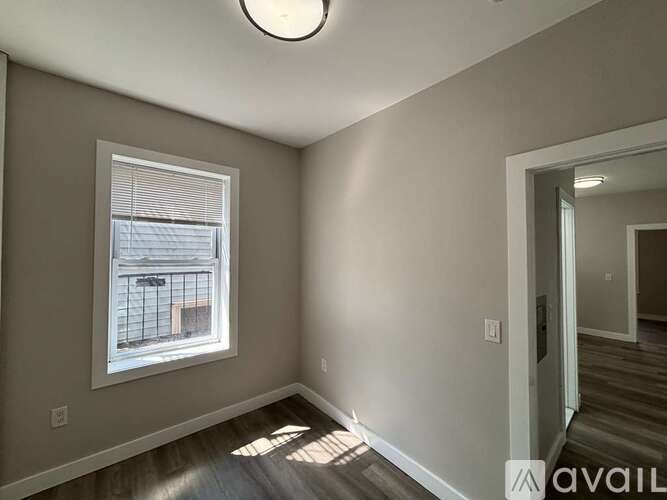 332 61st St 2 Beds Apartment for Rent - Photo gallery 3