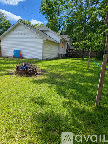 2022 Mills Avenue 4 Beds Single Family Home for Rent - Photo gallery 3