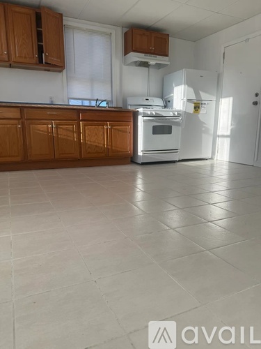 955 Manton Avenue 2 Beds Apartment for Rent - Photo gallery 1