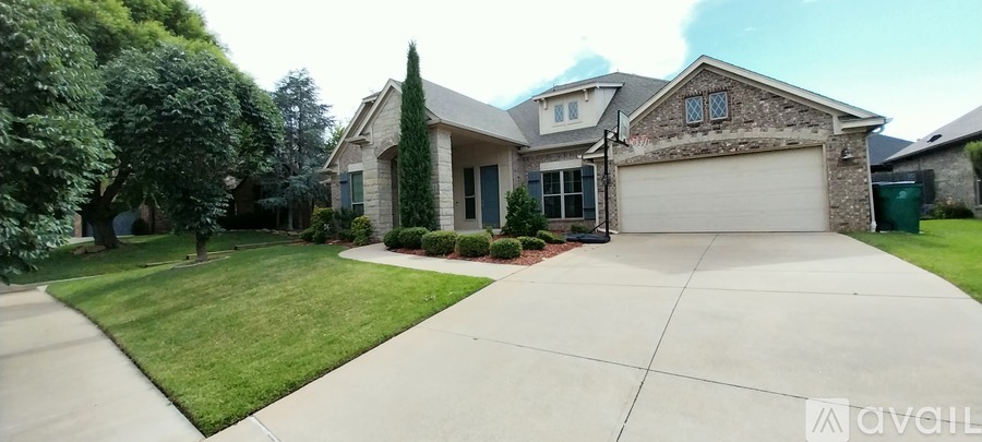 18425 Salvador Rd 4 Beds Single Family Home for Rent - Photo gallery 1