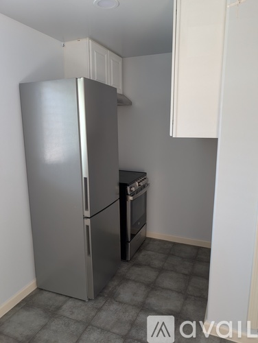 466 Willow Avenue Studio Single Family Home for Rent - Photo gallery 5