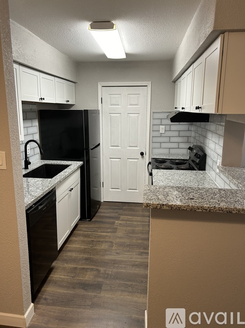 10601 South Drive 1 Condo for Rent - Photo gallery 1