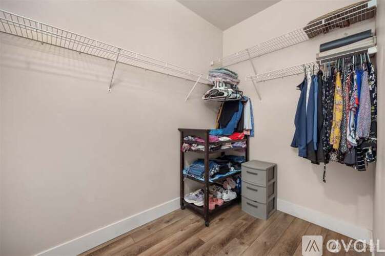 566 241st Lane Southeast 3 Beds Condo for Rent - Photo gallery 2