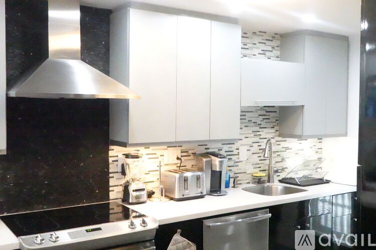 400 Golden Isles Drive 2 Beds Condo for Rent - Photo gallery 1