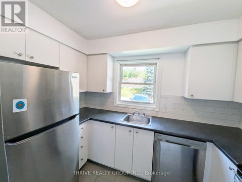 29 - 470 SECOND STREET 3 Beds Apartment for Rent