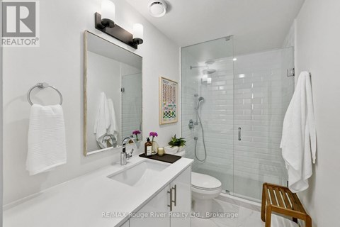 305 - 185 DIVISION STREET 2 Beds Apartment for Rent