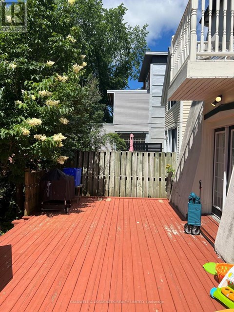 245 MACKAY ST STREET 3 Beds Apartment for Rent