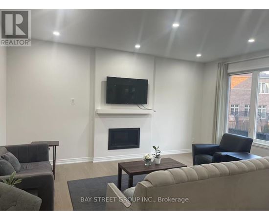 ROOM - 49 BUD LEGGETT CRES CRESCENT 1 House for Rent - Photo gallery 1
