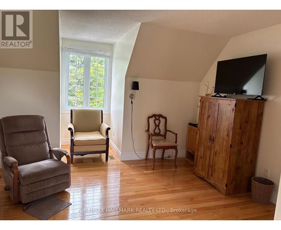 27 TRANMER ROAD 1 House for Rent - Photo gallery 4