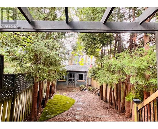 68 MACPHERSON AVENUE 3 Beds Home, Townhouse for Rent - Photo gallery 1