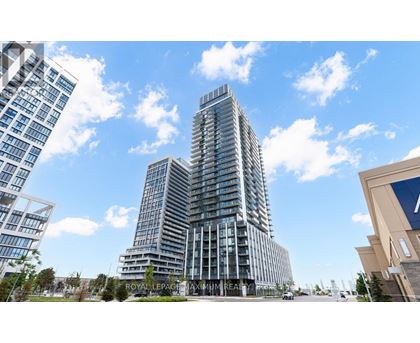 A tall building with the words "Royal Park" on it.