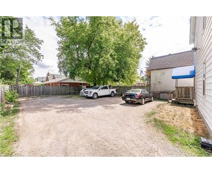 567 WOOLWICH Street Unit# 1 2 Beds House for Rent - Photo gallery 3