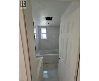 567 WOOLWICH Street Unit# 1 2 Beds House for Rent - Photo gallery 5