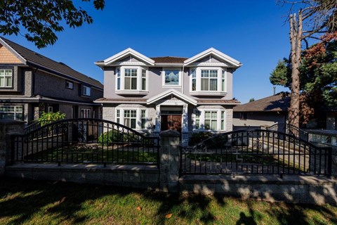 AT075, 5421 Fleming St. Studio Apartment for Rent