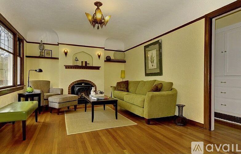 2xxx South Plum Street 3 Beds Single Family Home for Rent - Photo gallery 5