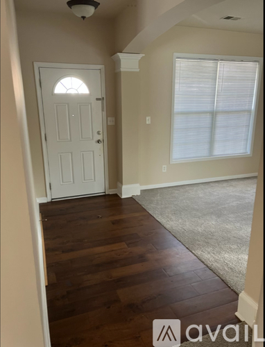 5811 Lindley Crescent Drive 4 Beds Single Family Home for Rent - Photo gallery 1