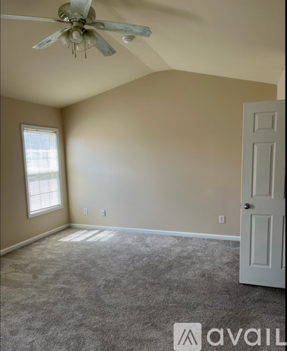 5811 Lindley Crescent Drive 4 Beds Single Family Home for Rent - Photo gallery 5