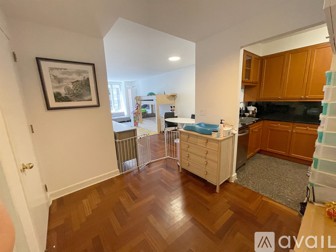 220 Riverside Boulevard 1 Condo for Rent - Photo gallery 3