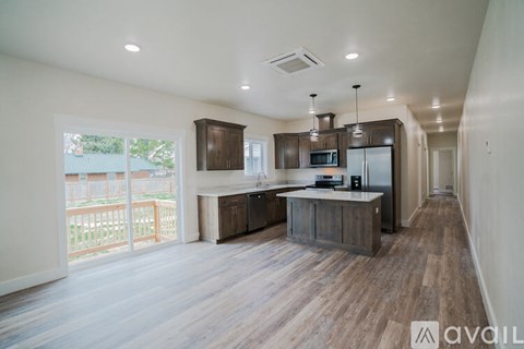 544 K Street 4 Beds Apartment for Rent