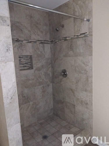 Bowling Green St 3 Beds Single Family Home for Rent - Photo gallery 4